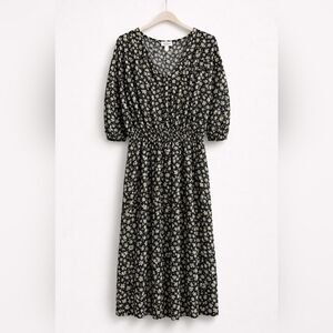 Time and Tru Black Floral V-Neck Midi Dress